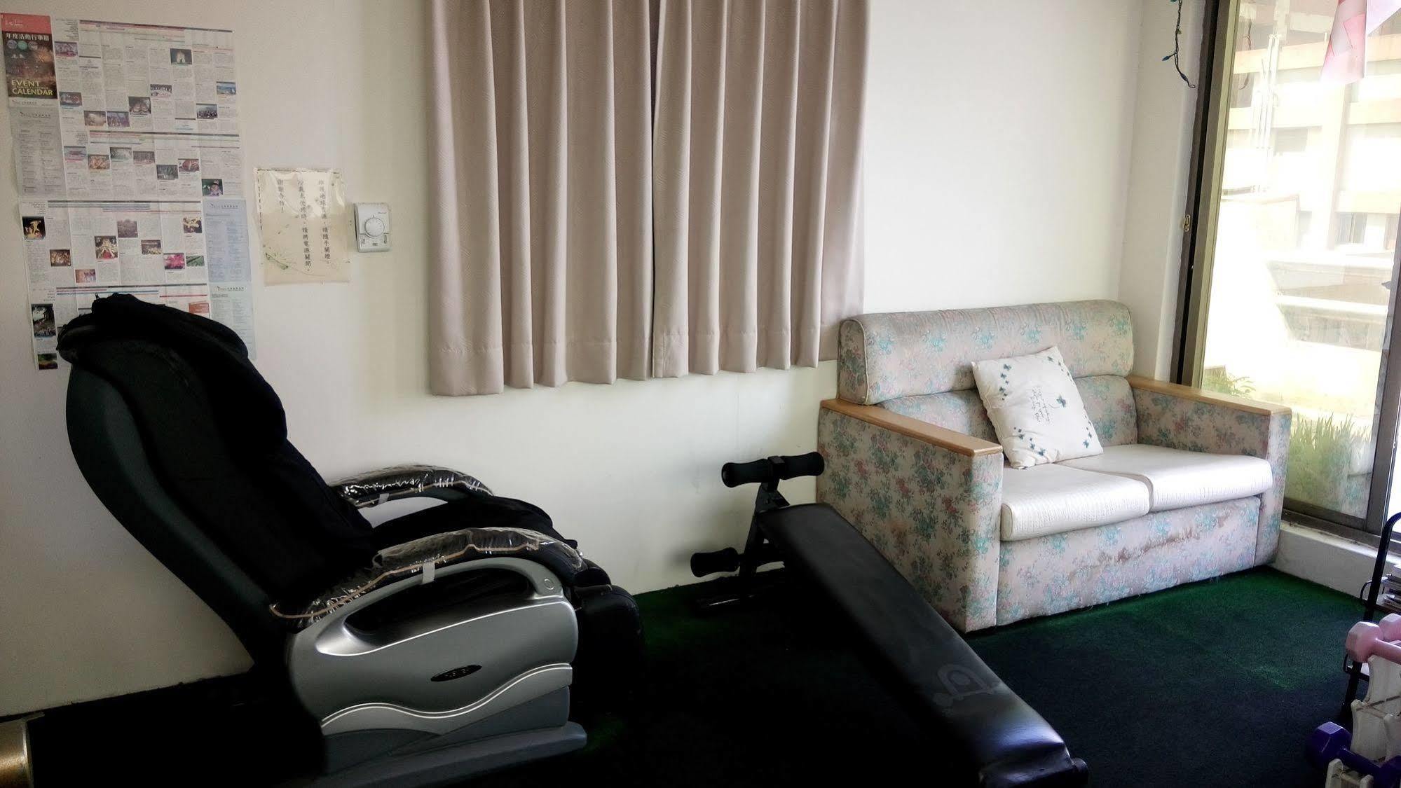 Berkeley Business Hotel Zhongzheng Хсинчу Сити Екстериор снимка